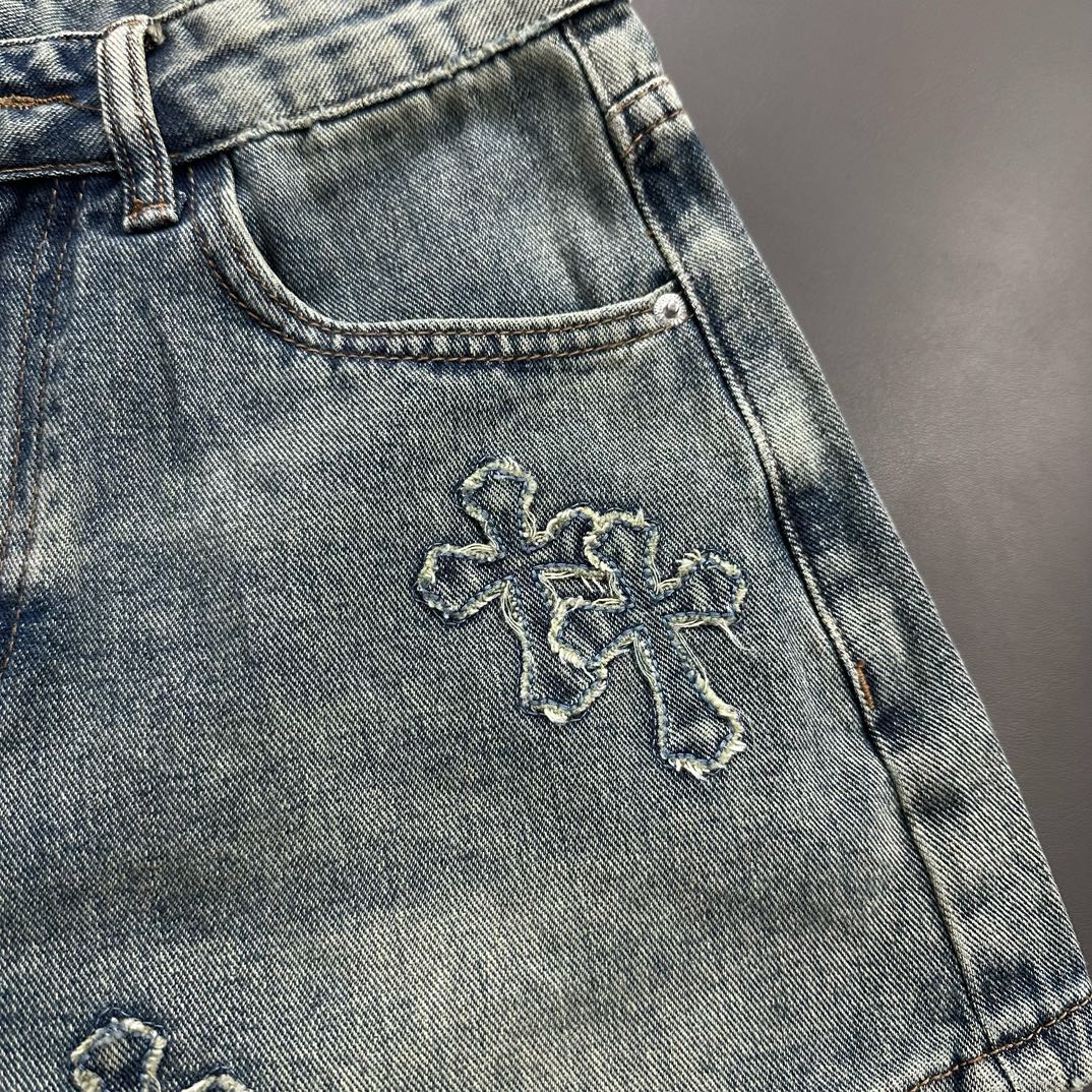 Cross patch embroidered vintage denim shorts