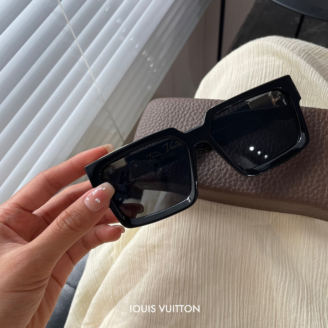 Packaged Sunglasses with Texture