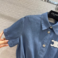 Fresh and youthful girl denim shirt