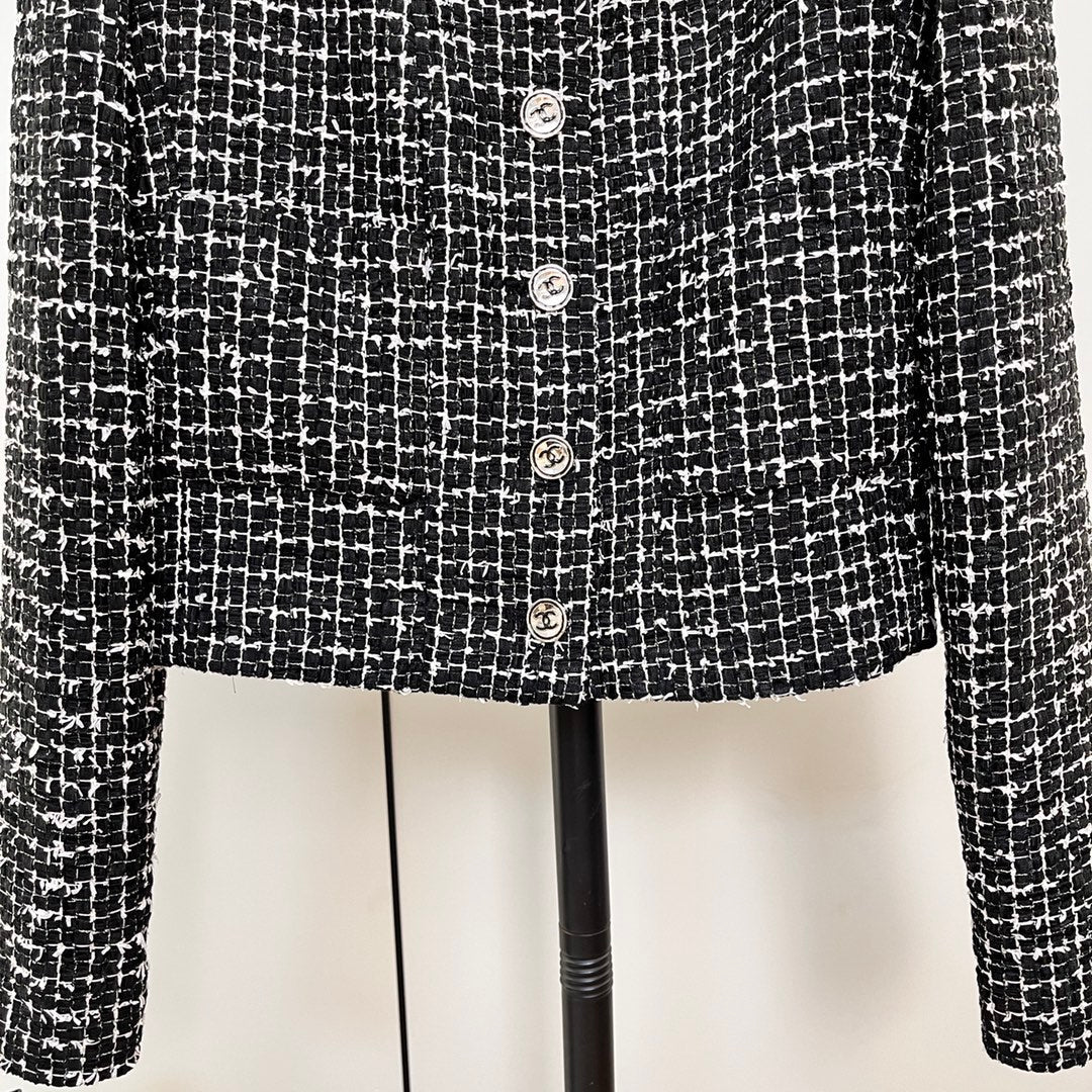 Soft tweed jacket in tartan