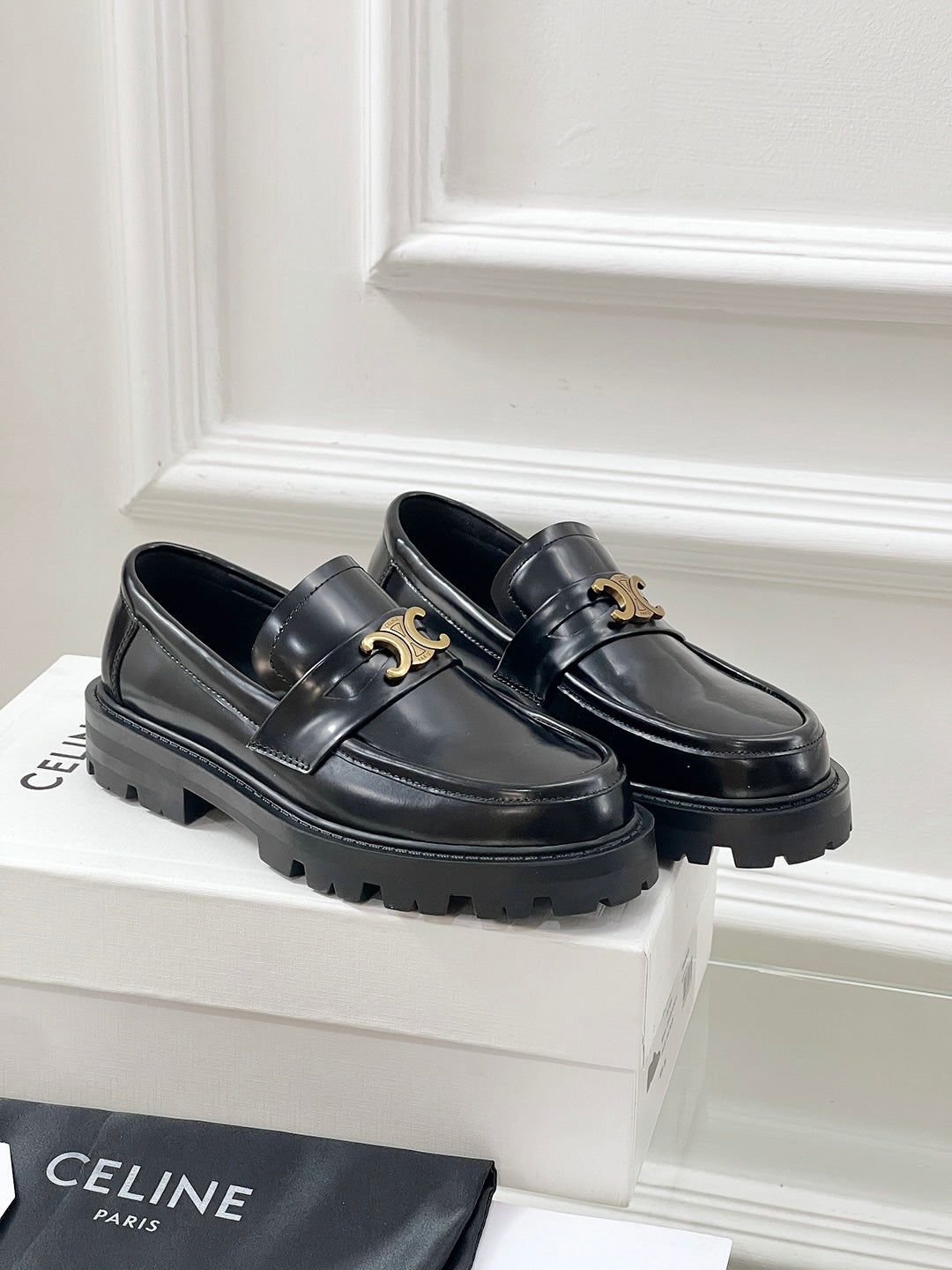 Thick-soled Arc de Triomphe loafers