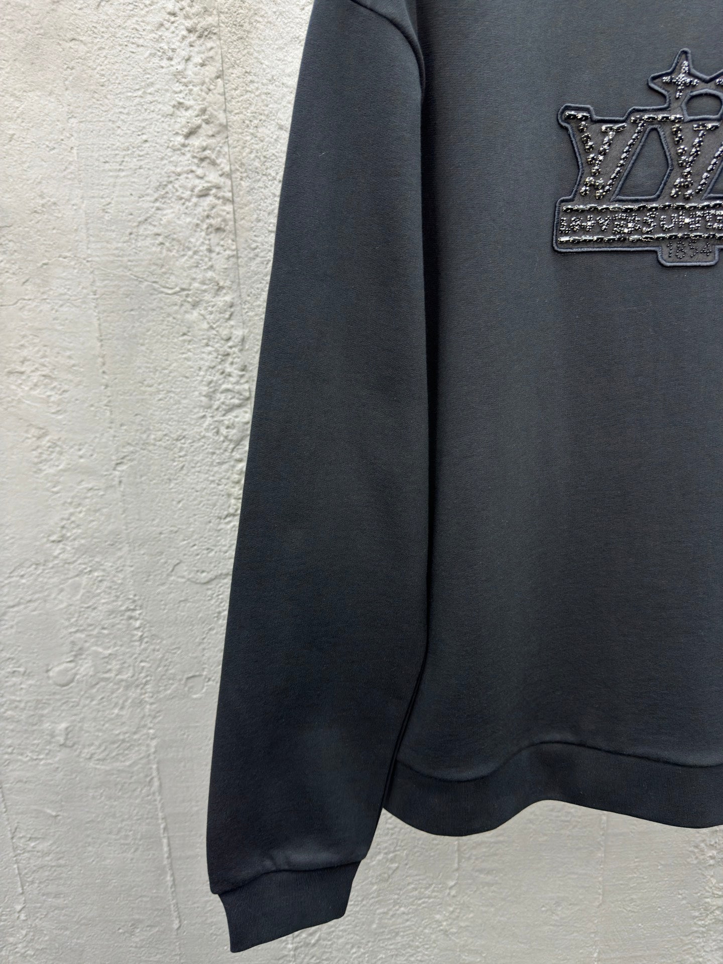 Obsidian Claw Diamond Sweatshirt