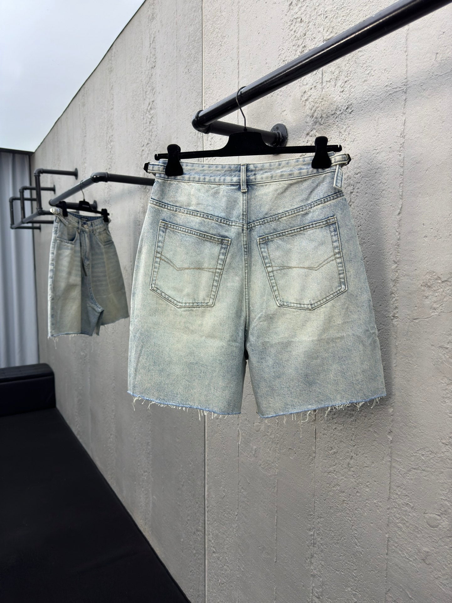 Washed denim shorts