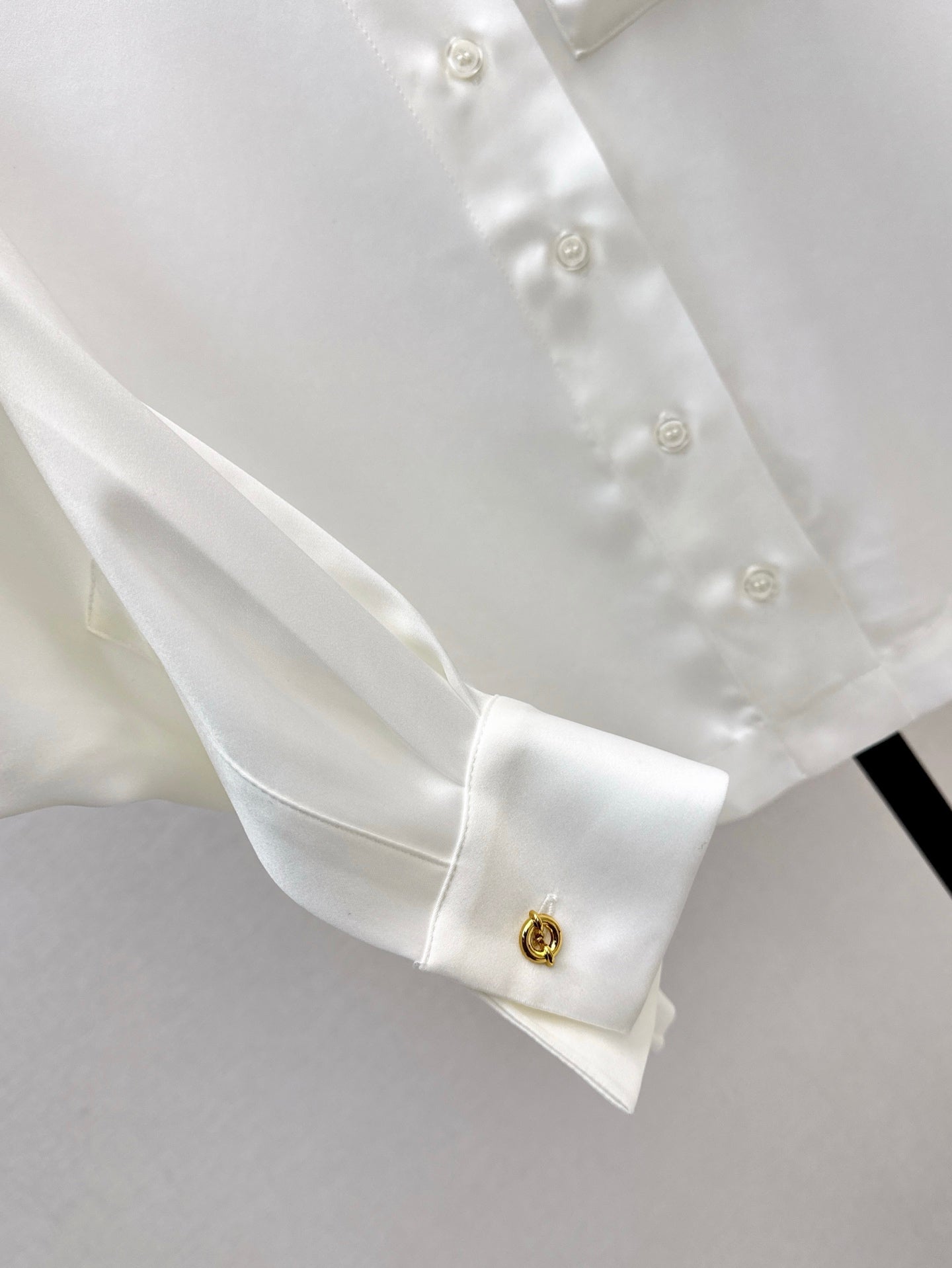 Embroidered pocket acetate shirt