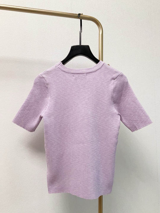 Short sleeves with 3D logo patch on chest