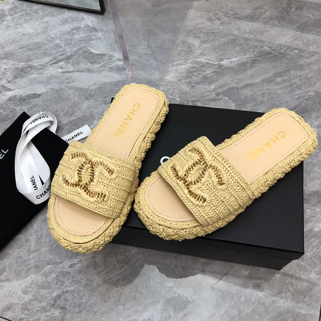 Raffia woven leather half slippers