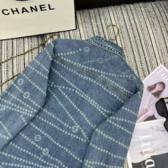 Chain print lapel denim shirt