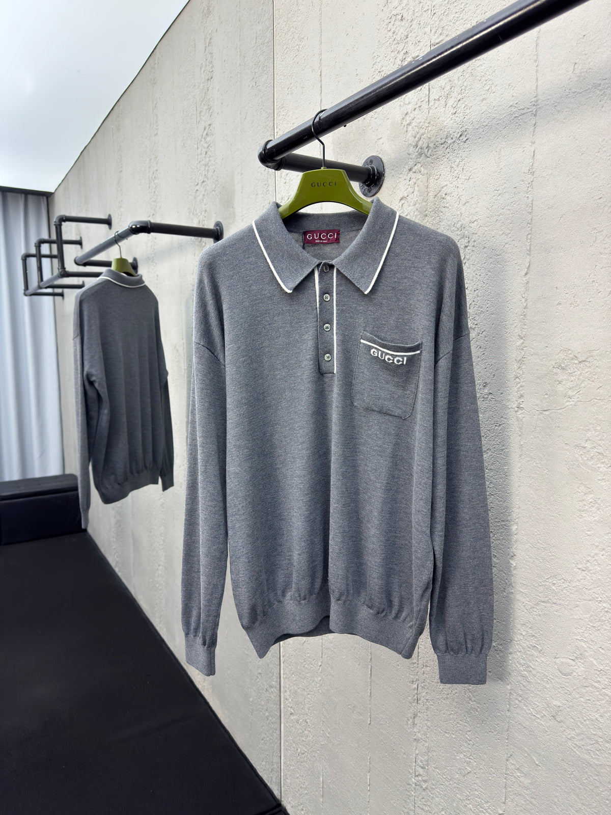 Contrast color knitted pullover sweater