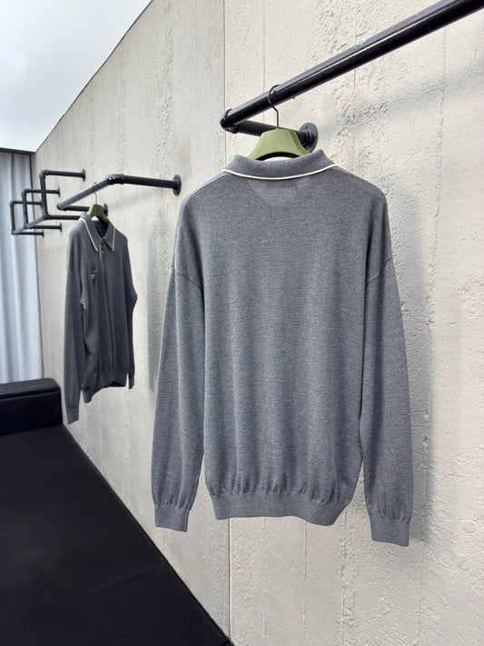 Contrast color knitted pullover sweater