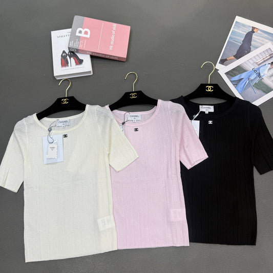 Short-sleeved elastic slim fit