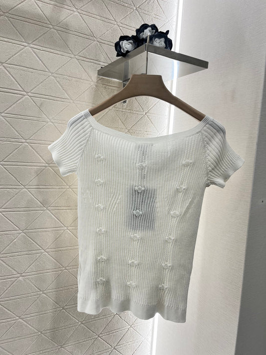 Three-dimensional crochet knitted short-sleeved top