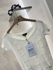 Three-dimensional crochet knitted short-sleeved top