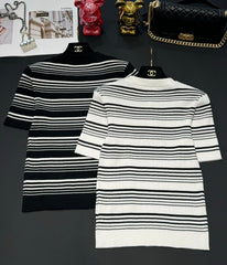 Contrast color striped short sleeves