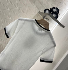 Contrast color knitted short sleeves