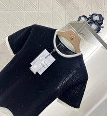 Contrast color knitted short sleeves
