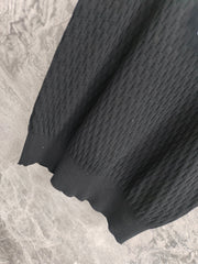 Round neck three-dimensional diamond vest