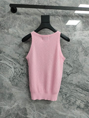 Round neck three-dimensional diamond vest
