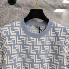 Short-sleeved knitted top