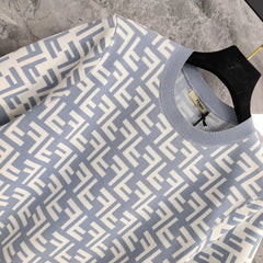 Short-sleeved knitted top