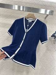 Fishtail contrast color knitted cardigan
