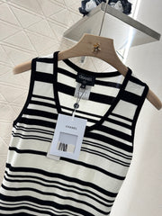 Striped knitted vest
