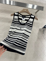 Striped knitted vest