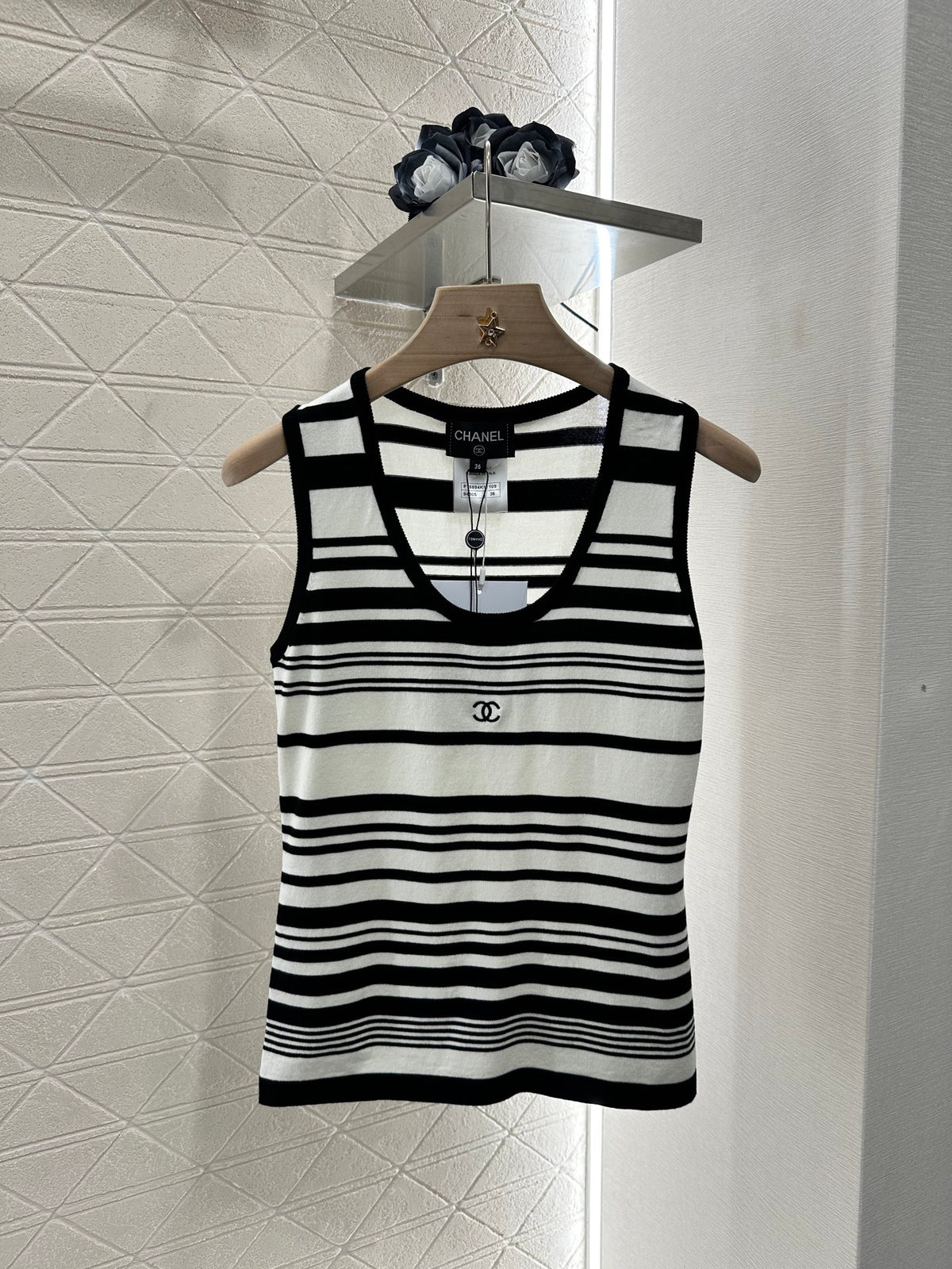 Striped knitted vest