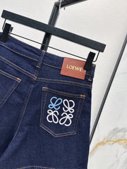 Denim shorts with letter leather patch