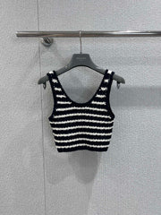 Striped knitted short vest
