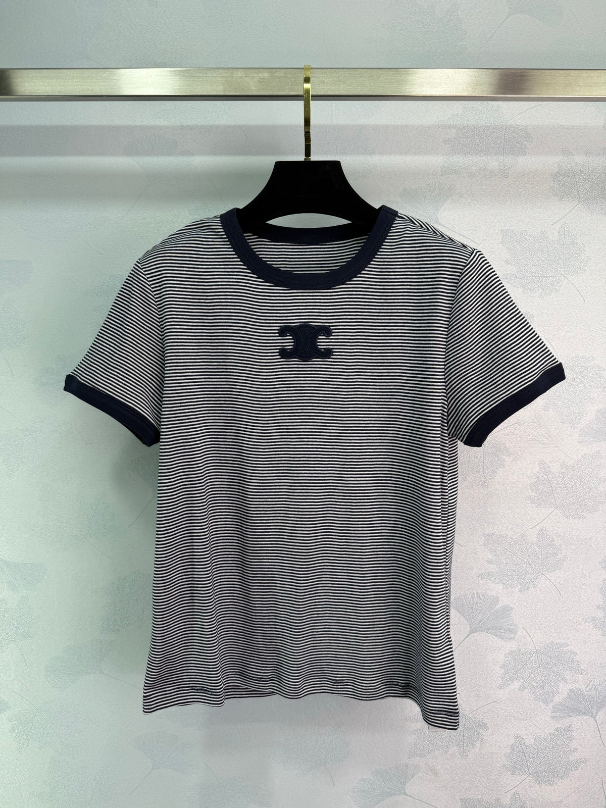 Striped round neck short sleeves