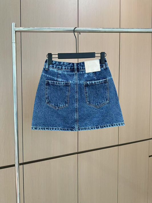 Printed denim skirt