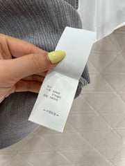 Contrasting color fake two-piece cotton top