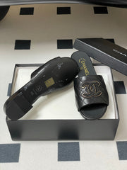 Diamond-patterned flip-flops