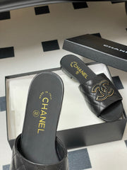 Diamond-patterned flip-flops