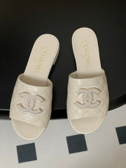 Diamond-patterned flip-flops