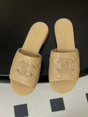 Diamond-patterned flip-flops