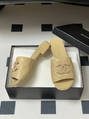 Diamond-patterned flip-flops