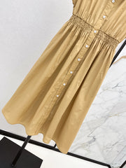 Waist-hugging dress