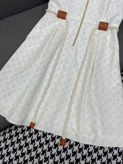 Sleeveless dress