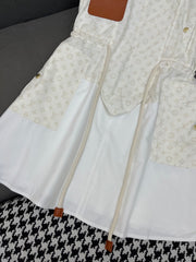Sleeveless dress