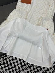 Sleeveless dress
