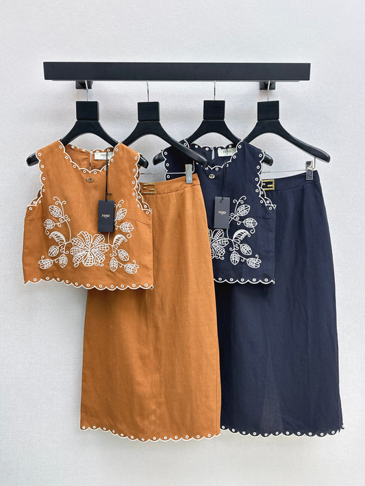 Sleeveless vest + skirt