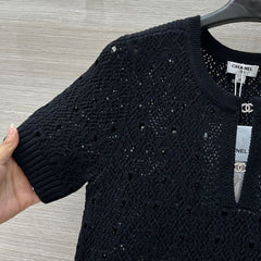 Hollow-out design crochet short-sleeved top