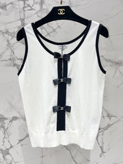 Button design three-dimensional bow knitted vest