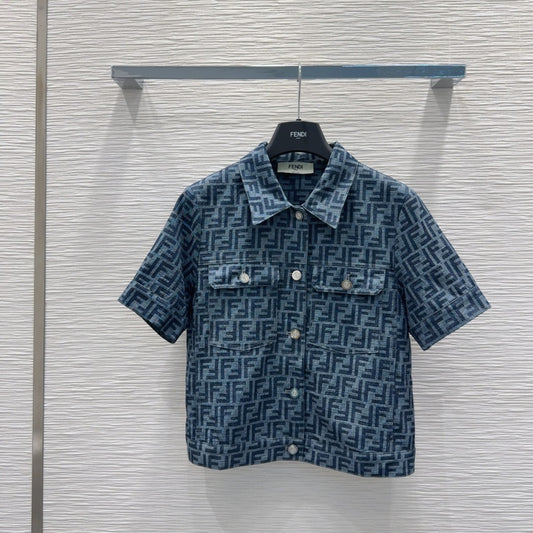 Denim suit