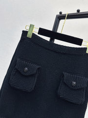 Temperamental knitted suit