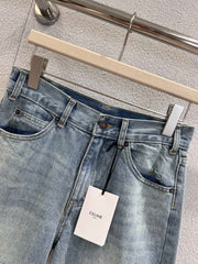 Classic mid-high waist shorts