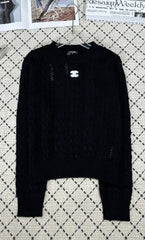 Crew neck long sleeve sweater
