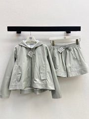 Hooded jacket + elastic waist shorts