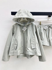 Hooded jacket + elastic waist shorts